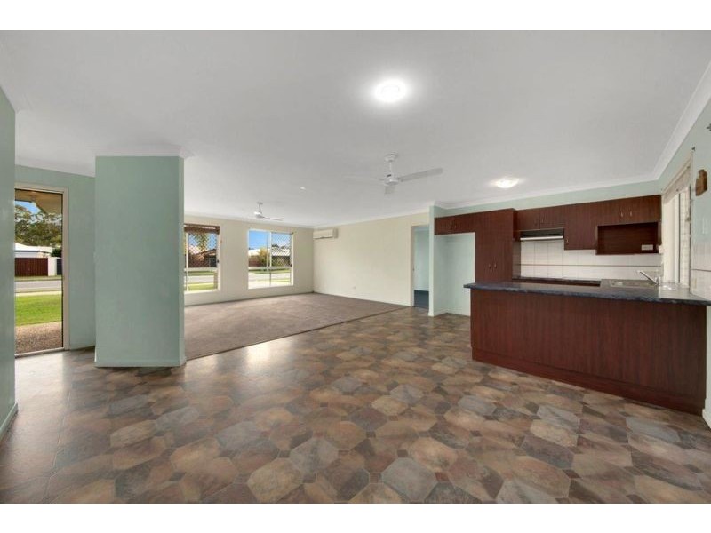 58 Witney Street, Telina QLD 4680