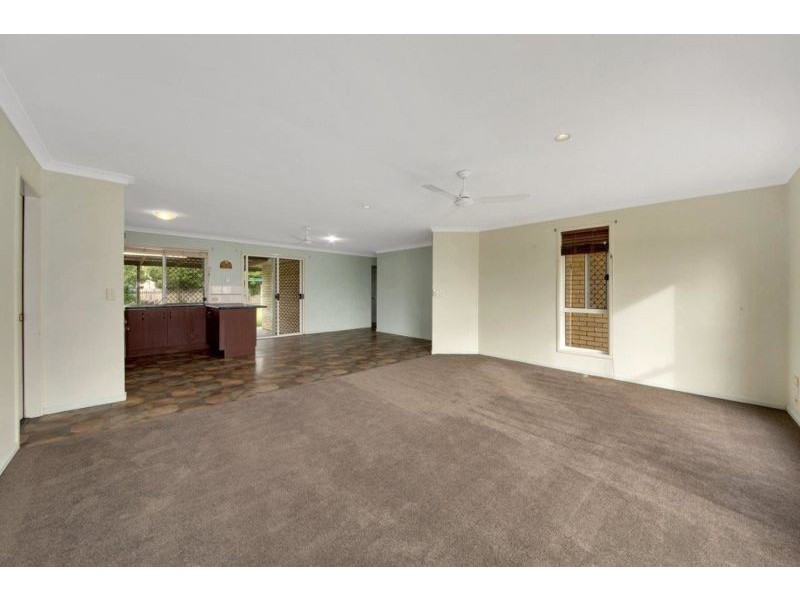 58 Witney Street, Telina QLD 4680