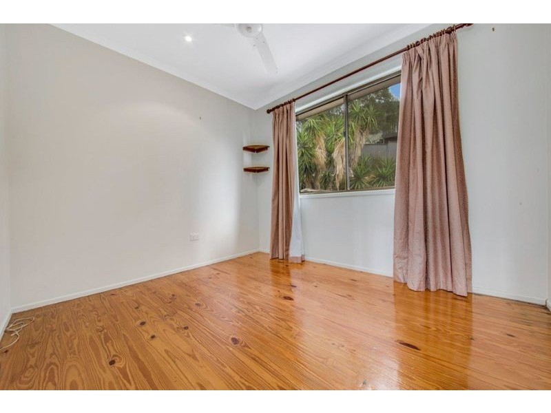 7 Erin Close, New Auckland QLD 4680