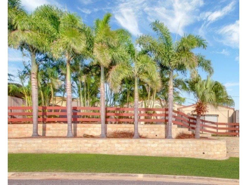 5 Apollo Drive, Clinton QLD 4680