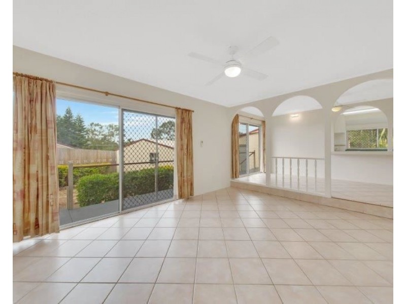5 Apollo Drive, Clinton QLD 4680