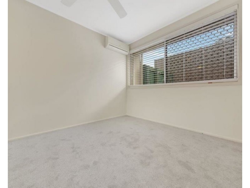 5 Apollo Drive, Clinton QLD 4680
