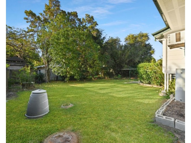 3 Flounder Crescent, Toolooa QLD 4680
