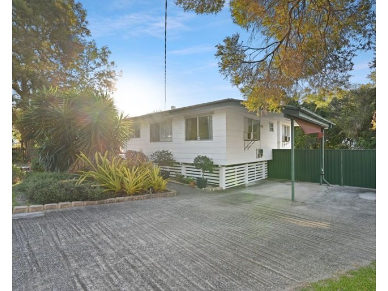 3 Flounder Crescent, Toolooa QLD 4680