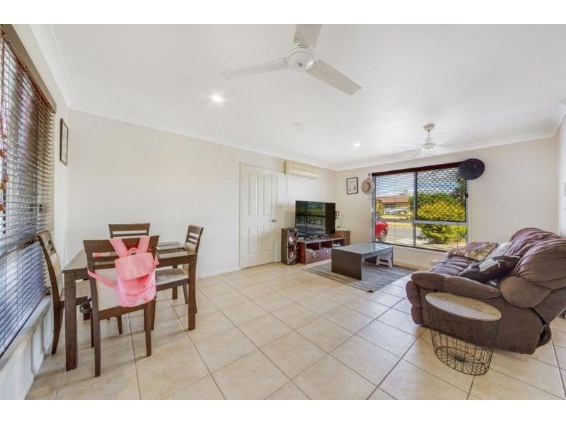 56 Emmadale Drive, New Auckland QLD 4680