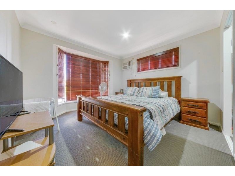 56 Emmadale Drive, New Auckland QLD 4680