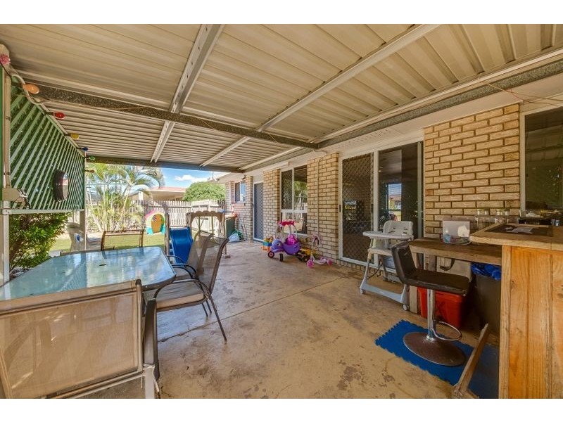 56 Emmadale Drive, New Auckland QLD 4680