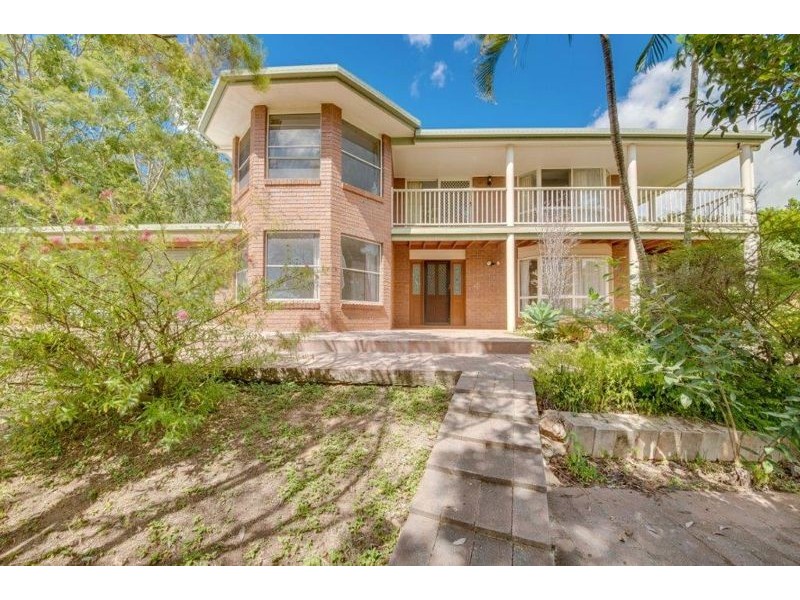 14 Fawley Close, Telina QLD 4680