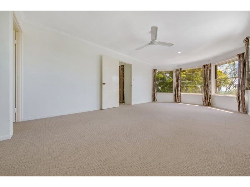 14 Fawley Close, Telina QLD 4680