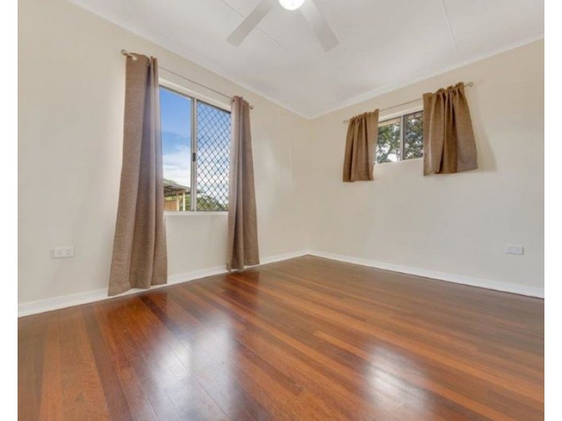 63 Sutton Street, Barney Point QLD 4680