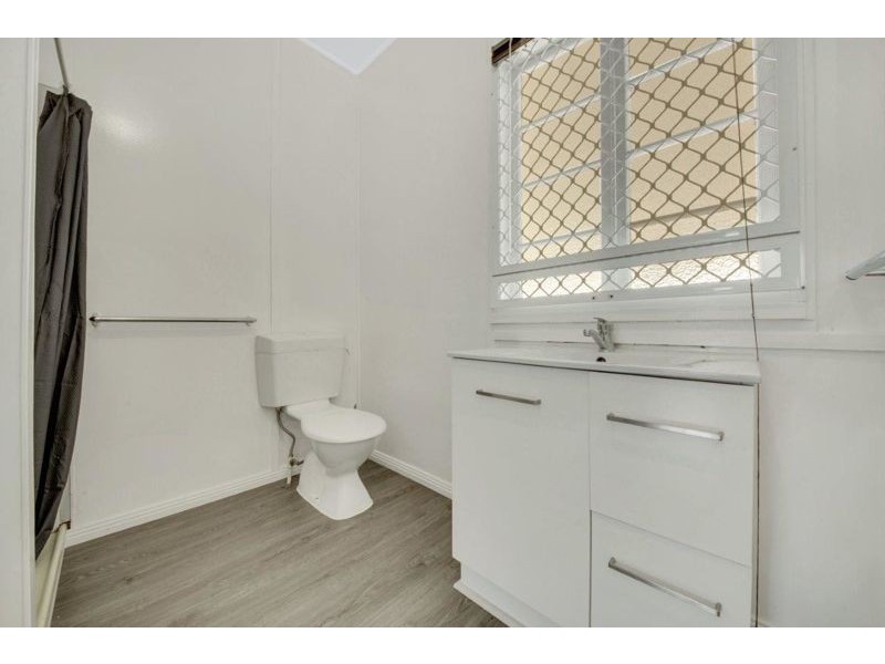 9 Philip Street, South Gladstone QLD 4680