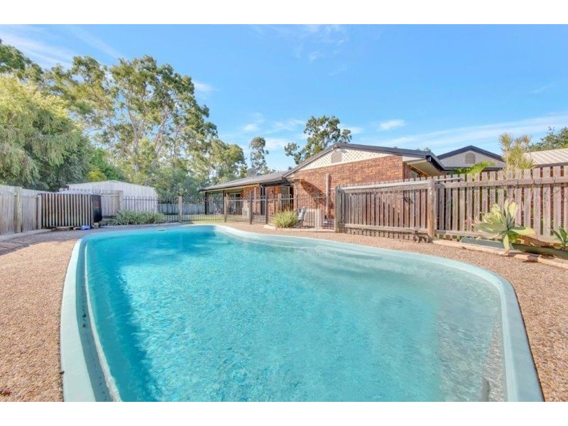 14 Connolly Court, Telina QLD 4680