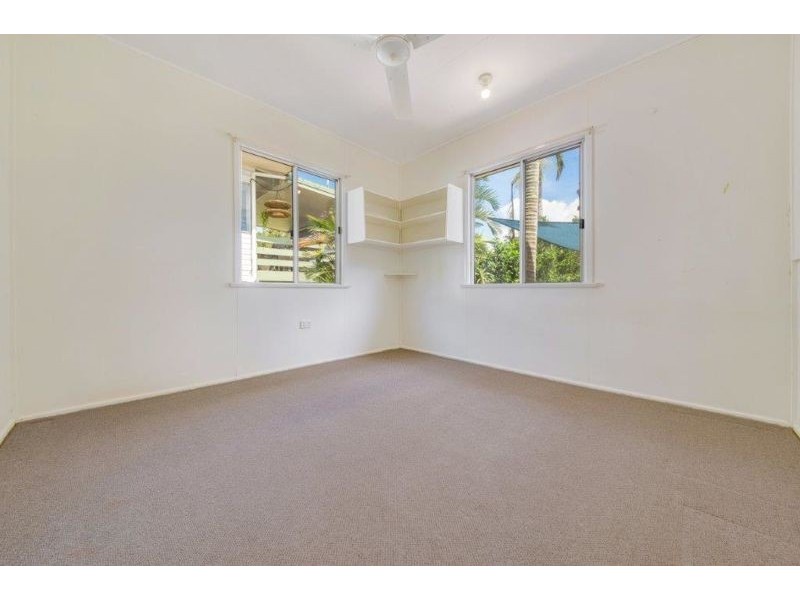 5 NORRIS STREET, West Gladstone QLD 4680