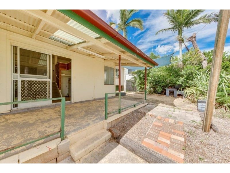 5 NORRIS STREET, West Gladstone QLD 4680