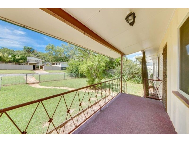 5 NORRIS STREET, West Gladstone QLD 4680