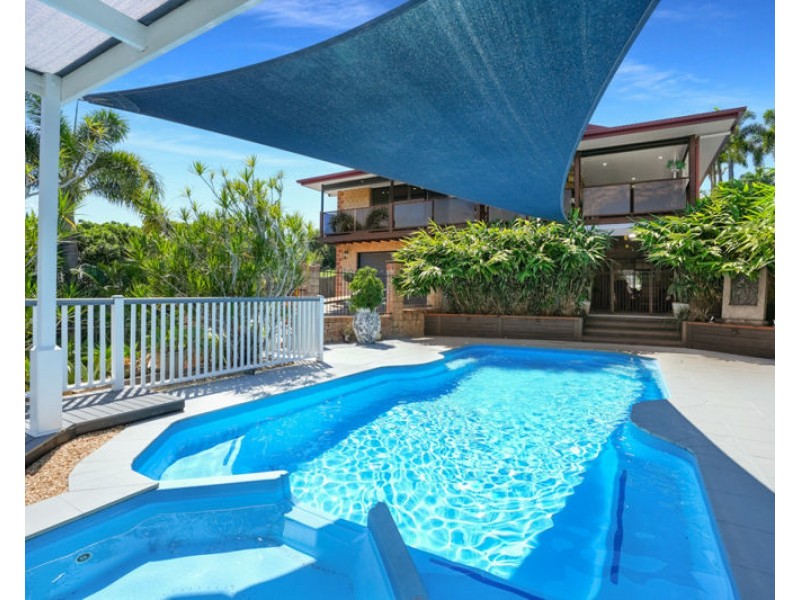 15 Parsloe Street, Telina QLD 4680