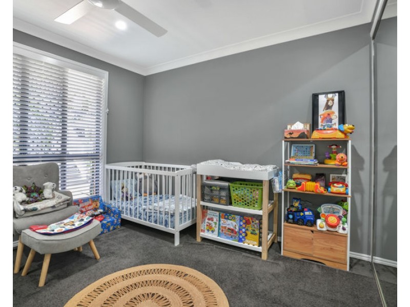 15 Parsloe Street, Telina QLD 4680