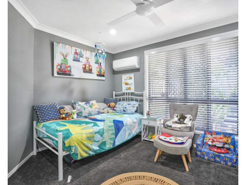 15 Parsloe Street, Telina QLD 4680