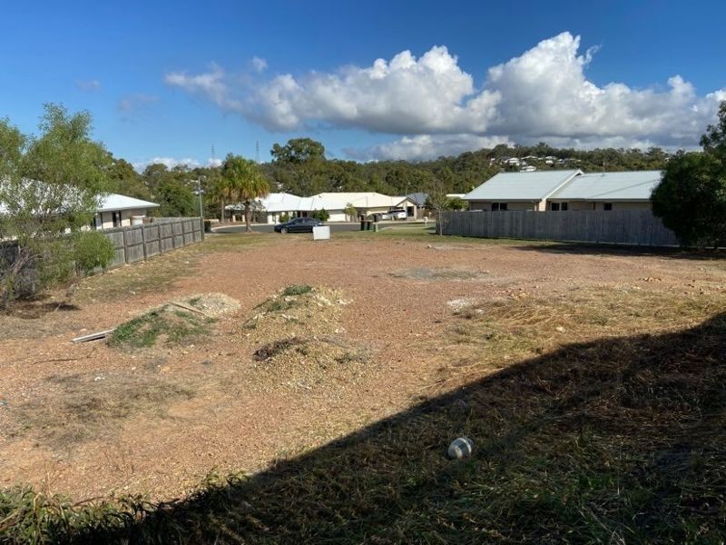 17 Bragg Court, Kirkwood QLD 4680