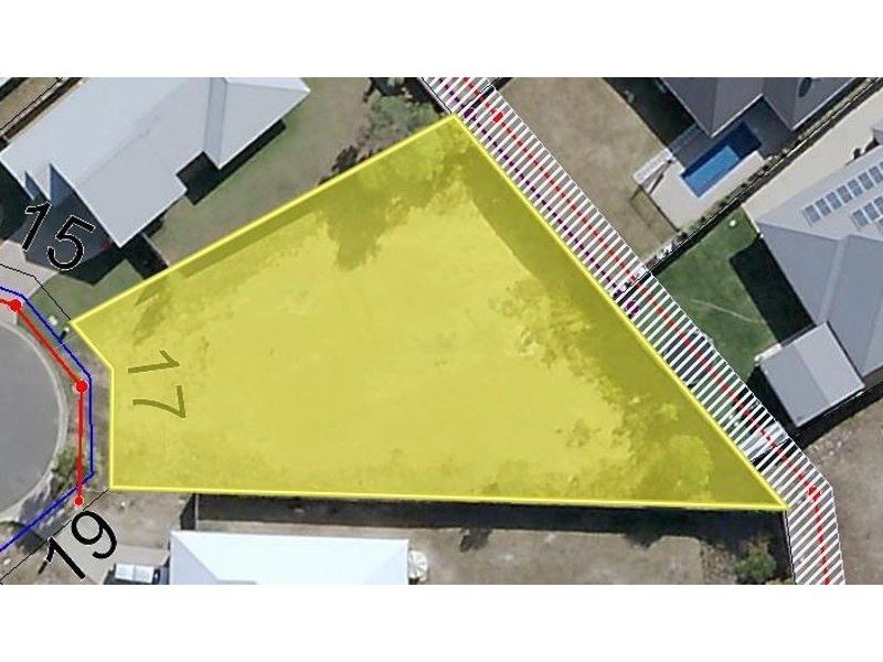 17 Bragg Court, Kirkwood QLD 4680