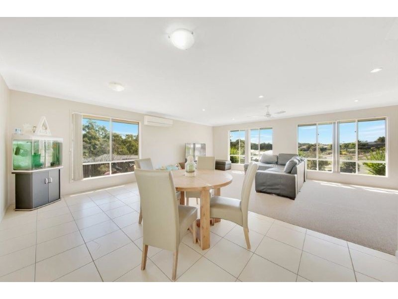 21 Lingwoodock Place, Glen Eden QLD 4680