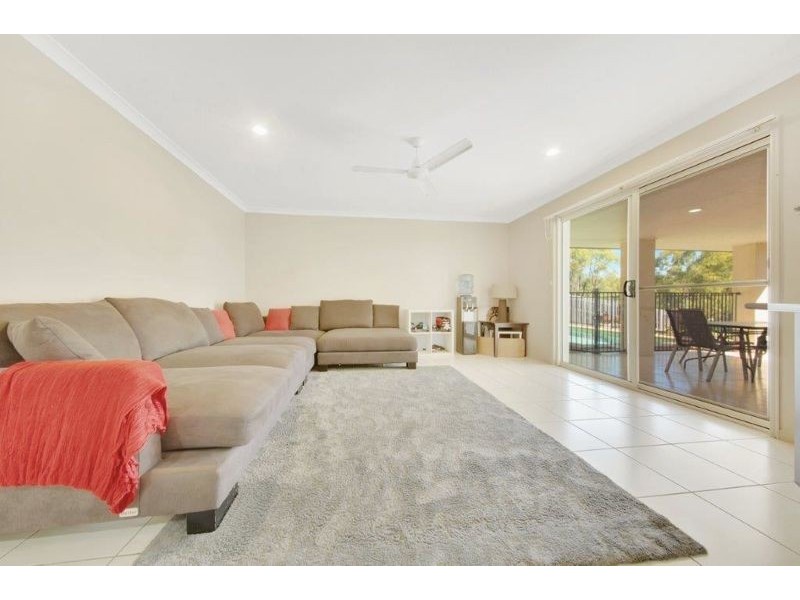 21 Lingwoodock Place, Glen Eden QLD 4680