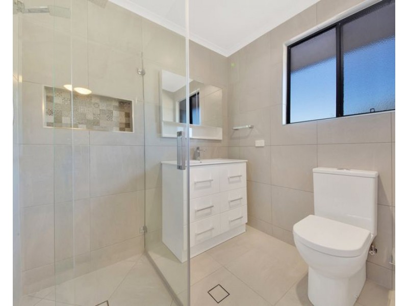 4 Gapparis Street, Kin Kora QLD 4680