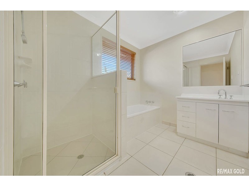 4 Kinchant Street, Clinton QLD 4680