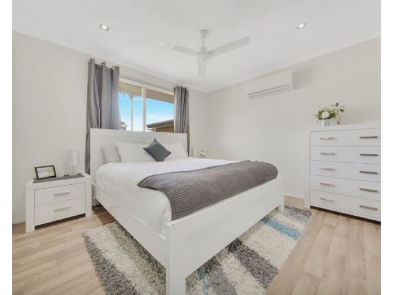 5 Weatherly Court, Clinton QLD 4680