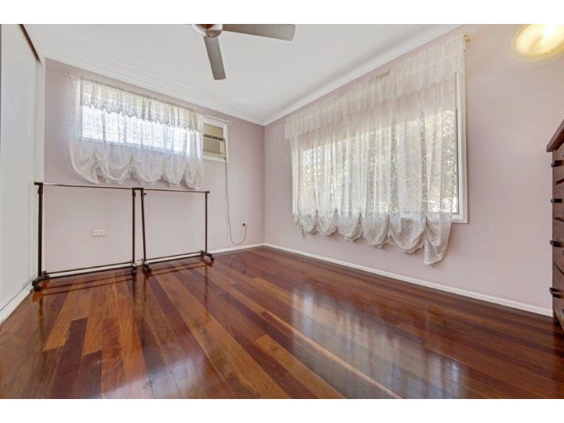 36 Jupiter Street, Telina QLD 4680