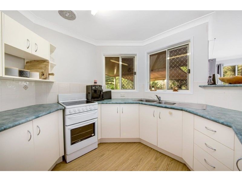 15 Jarrah Drive, Boyne Island QLD 4680