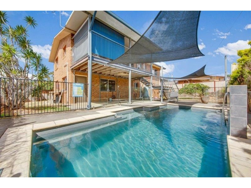 15 Jupiter Street, Telina QLD 4680