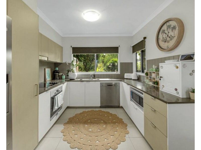 31/2 Ringuet Close, Glen Eden QLD 4680