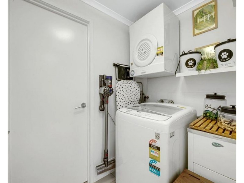 31/2 Ringuet Close, Glen Eden QLD 4680