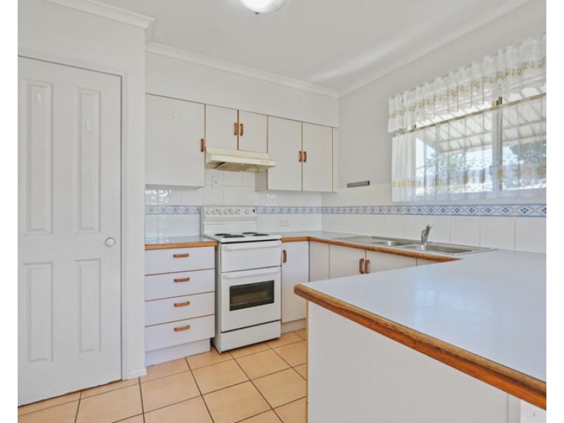 23 Pershouse Street, Barney Point QLD 4680