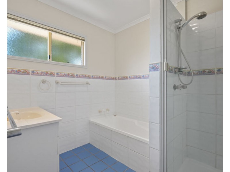 23 Pershouse Street, Barney Point QLD 4680