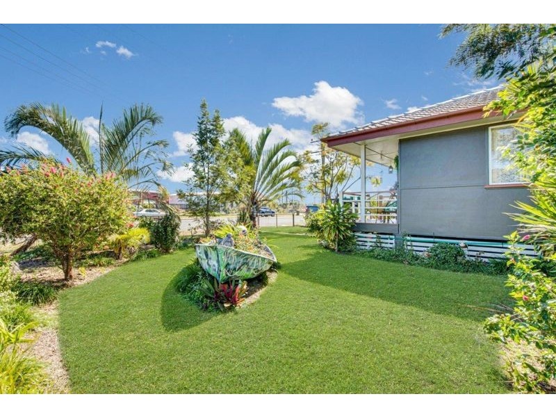 29 Moura Crescent, Barney Point QLD 4680