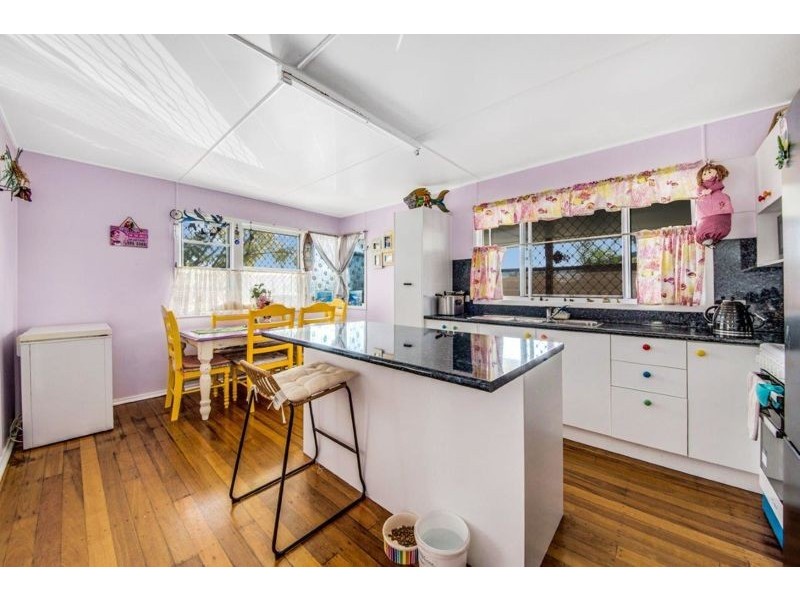 29 Moura Crescent, Barney Point QLD 4680