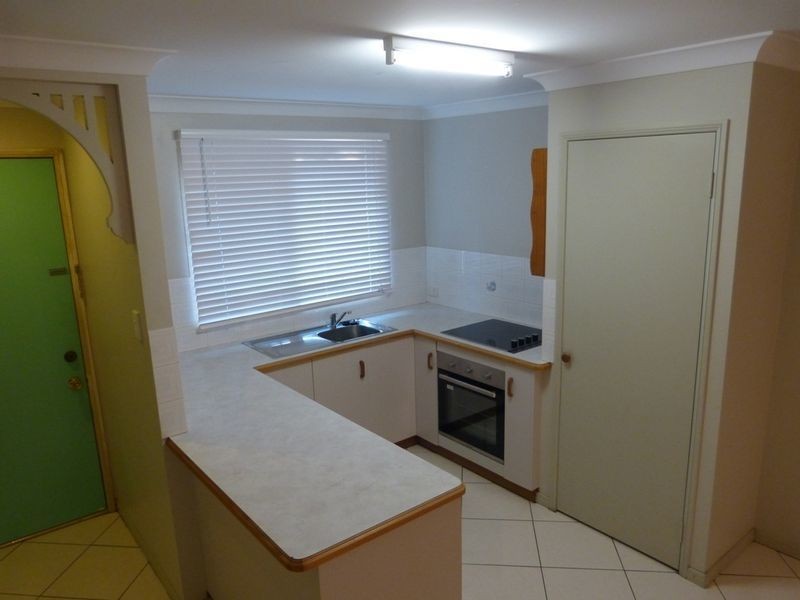 4/21 Shaw Street, New Auckland QLD 4680