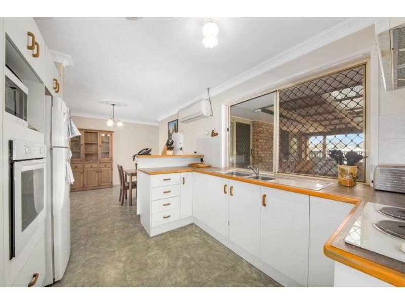 31 Carinya Drive, Clinton QLD 4680