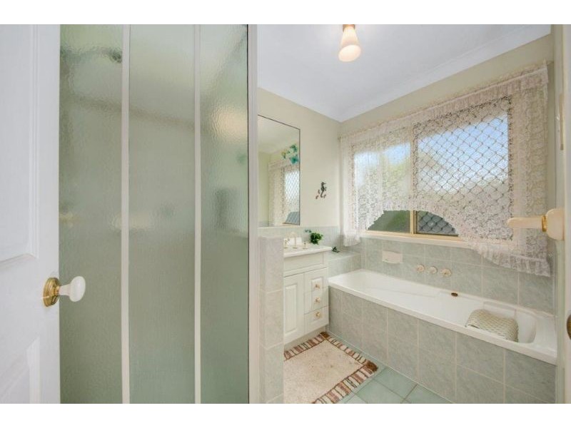 31 Carinya Drive, Clinton QLD 4680