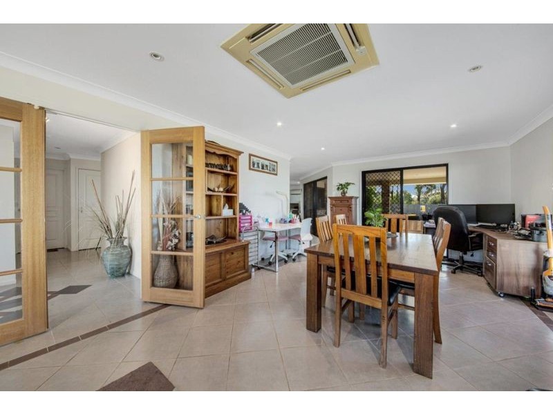 13 Panorama Court, Glen Eden QLD 4680