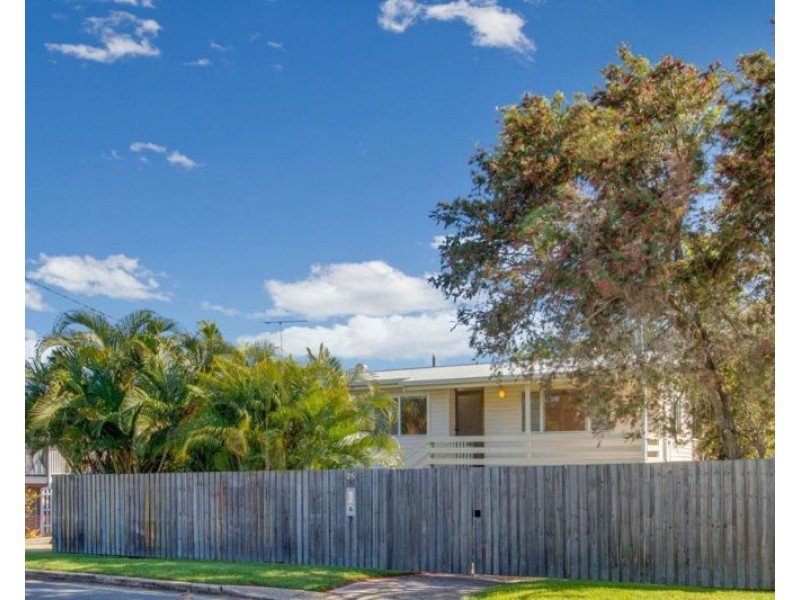 25 Campbell Street, Clinton QLD 4680