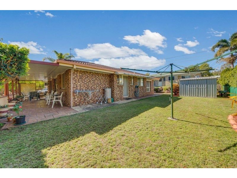 11 Weatherley Court, Clinton QLD 4680