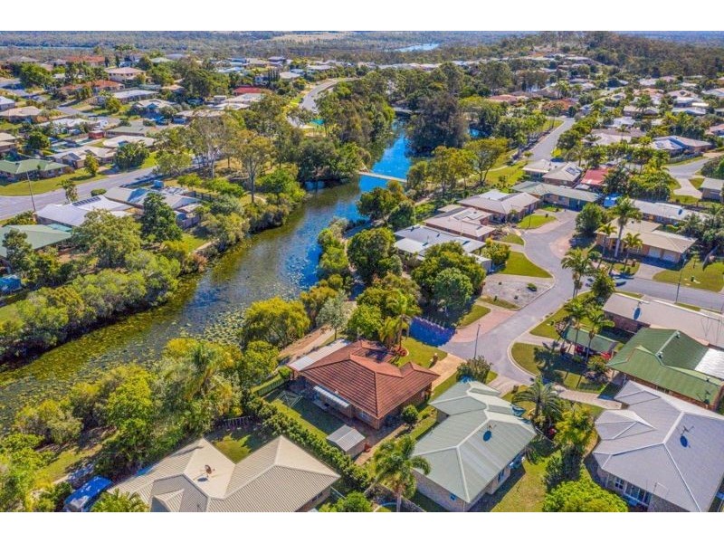 11 Weatherley Court, Clinton QLD 4680