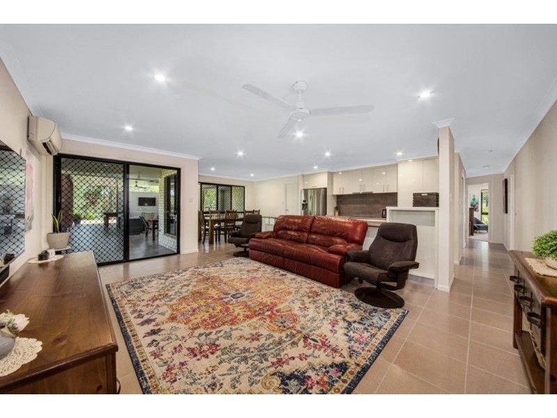 345 Jim Whyte Way, Burua QLD 4680