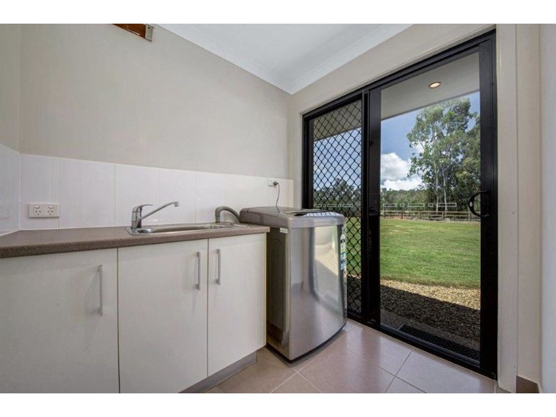 345 Jim Whyte Way, Burua QLD 4680