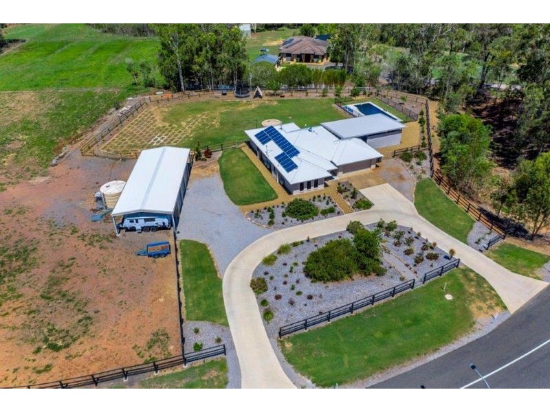 345 Jim Whyte Way, Burua QLD 4680