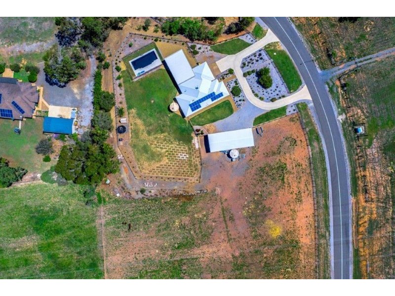 345 Jim Whyte Way, Burua QLD 4680