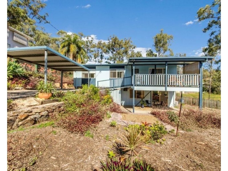 29 Pine Avenue, West Gladstone QLD 4680